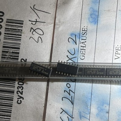 New CY2308SXC-2 Fanout   SOIC16 x 1pc *pz