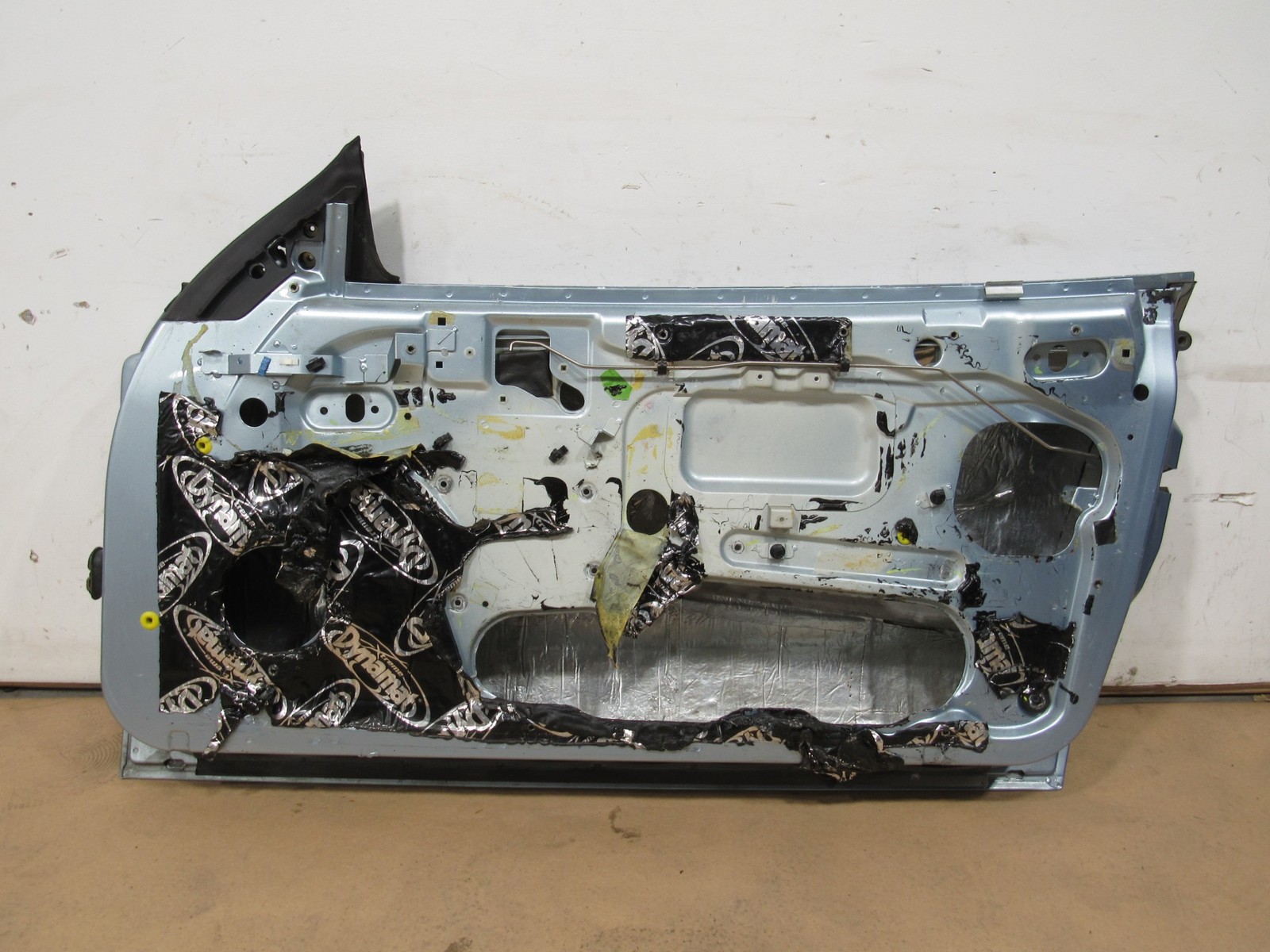 02-06 Maserati Coupe GT 2004 Right Passenger Door Shell ;