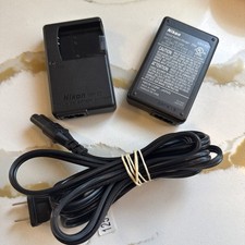 2 Genuine Nikon MH-63 Class 2 Nikon Digital Camera Battery Charger 4.2V 0.55A C8