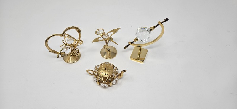 Vintage Set Of Austrian Crystal By Crystal Creations & Swarovski Tear In Caliper