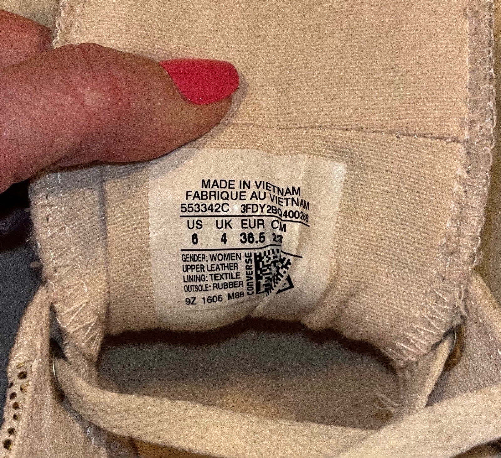 Converse Women's Low Chuck Taylor All-Star Metallic Gold Size 6 55342C thumbnail 8