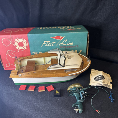 FLEET LINE MARLIN #551 Cabin Cruiser Speed Boat Working Scott-Atwater Motor