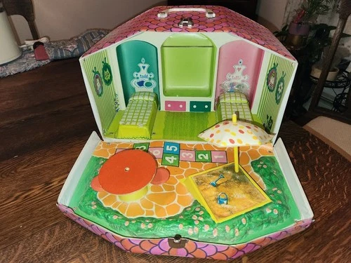 Mattel Vintage 1960s Barbie Tutti & Todd Doll House Carrying Case