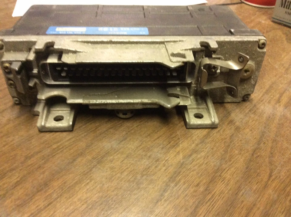 84 85 86 87 Módulo de control de chasis eléctrico ABS Mercedes Benz 300D 190D 300E Foto 2 de 4