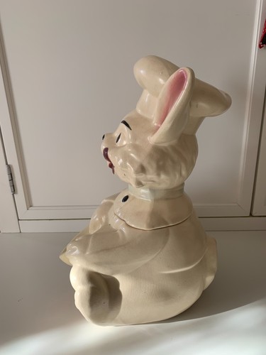 Vintage Brush McCoy Pottery W-25 Happy Smiling Bunny Rabbit Chef Cookie Jar - Picture 5 of 12
