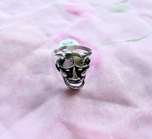 Anillo de acero inoxidable para hombre gótico motociclista calavera cruz regalo unisex genial 1637 - Imagen 2 de 4