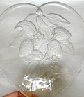Vintage Rare Set (4) Glass Heart Shape Fruit Dishes, Embossed Frosted Fruits — photo 5