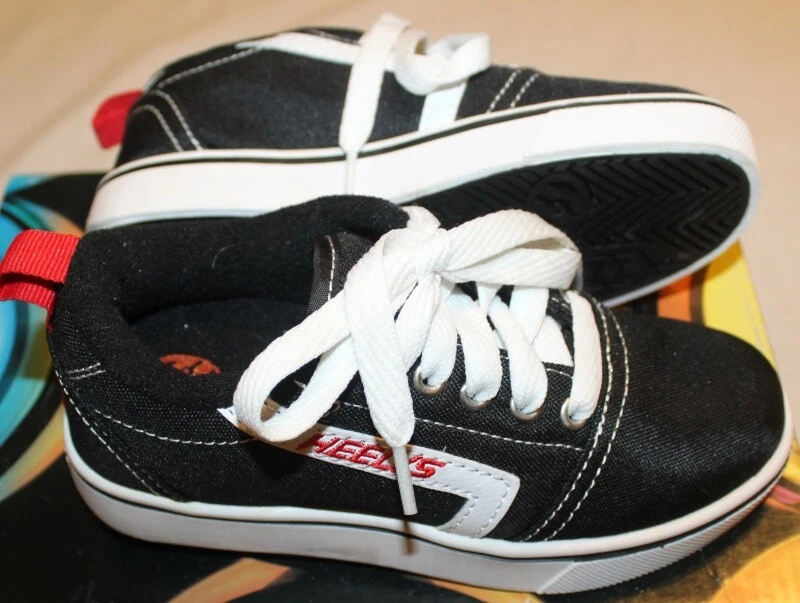 Boys heelys 2025 size 13
