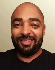 The Younger Looking Beard Jet Black Beard Dye Breakthrough. Takes 1 Minute.