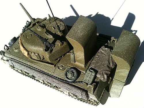 Corgi M4A3 Sherman Tank US Army, Normandy,France, D-Day June 6th 1944 1:50 Scale - Picture 4 of 12