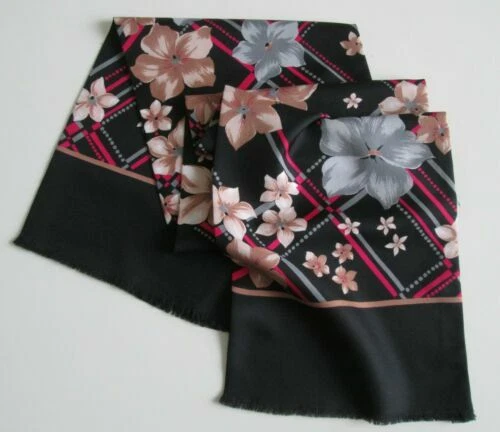 Adult Unisex Spotted Vintage Scarves & Shawls