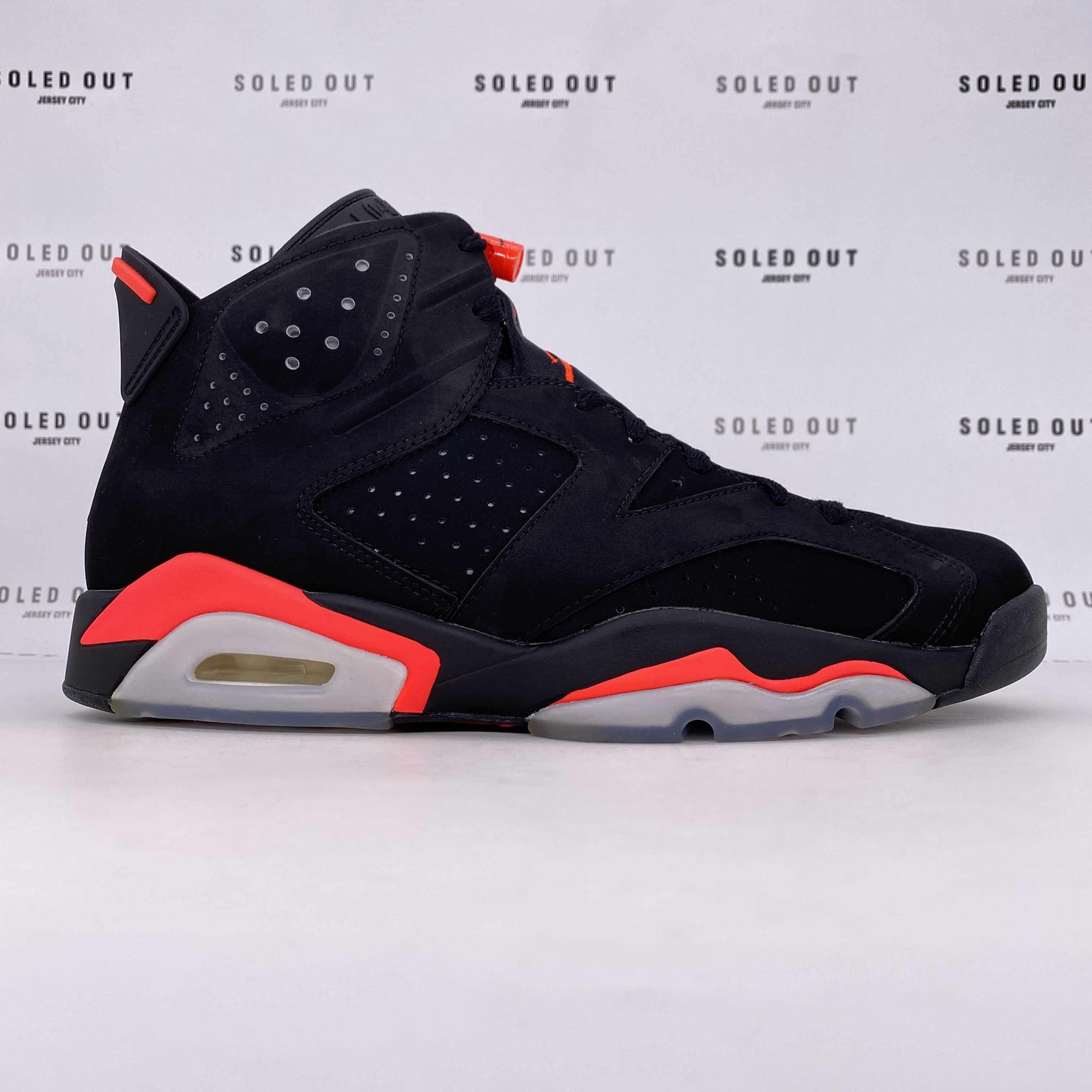 Size 11 - Jordan 6 Retro Infrared Black 