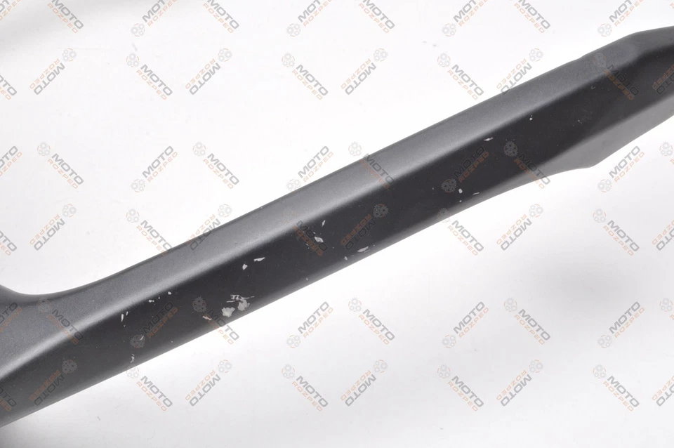 KAWASAKI J300 Maniglia Posteriore Portapacchi GIVI 81200-ZZA6-E000 - Immagine 4 di 4