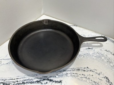 Vintage Griswold Cast Iron Skillet No. 10 Vintage, 11 3/4''