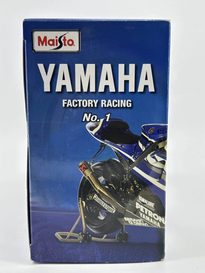 Maisto Yamaha Racing MotoGP Die-Cast 1:10 - Image 3 of 4
