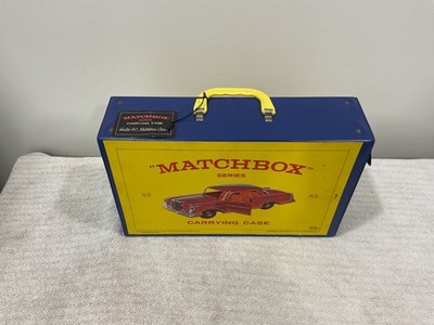 matchbox 1965 car case w/original tag case in perfect cond.