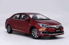 1/18 Scale Corolla Hybrid 2017 Red Diecast Car Model Toy Collection