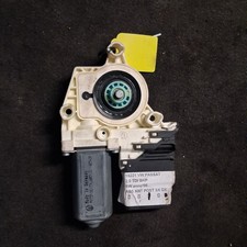 Lunette arrière Volkswagen PASSAT