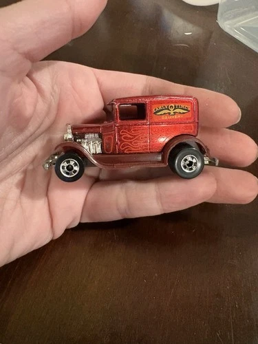 vintage Hot Wheels Early Times Delivery Truck dark red - 1977 excellent