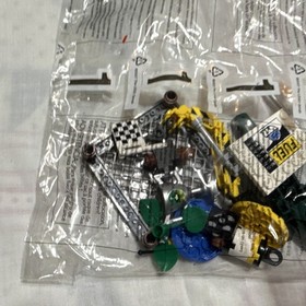 LEGO Gator Swamp World Racers 8899, 354 Pieces, Ages 7-14, Boxed Set