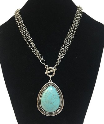 Boho Inspired Faux Turquoise Silver Tone Teardrop Pendant Toggle Necklace VTG