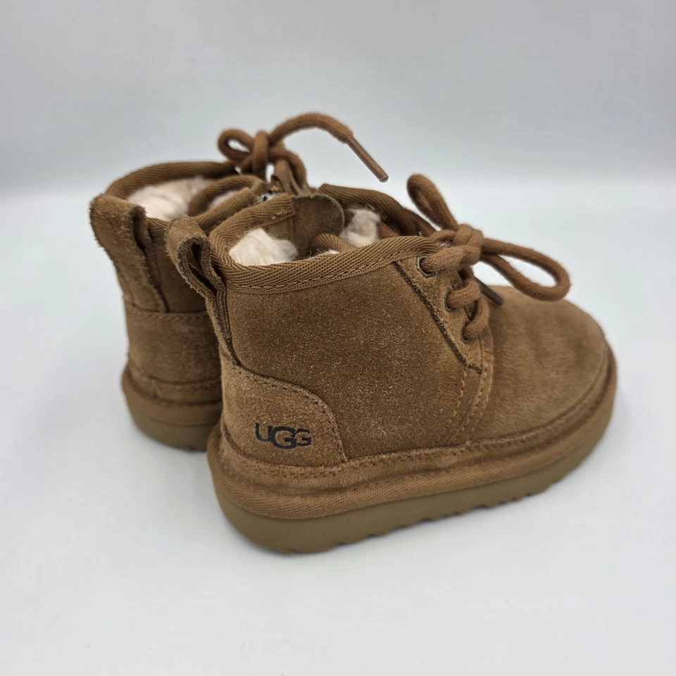 Botas UGG Neumel II Marrón Gamuza Cordones de Piel de Oveja 1017320T Cremallera Lateral Niño Pequeño Talla 7 Foto 2 de 4