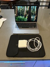 Apple MacBook Air 13 2020 M1 8-Core CPU 7-Core GPU 16GB 256GB Space Gray 9/10