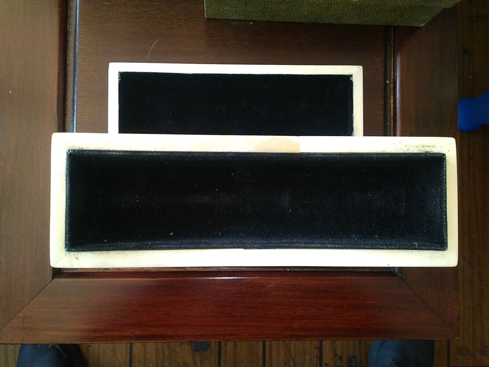 Picture 4 of 22