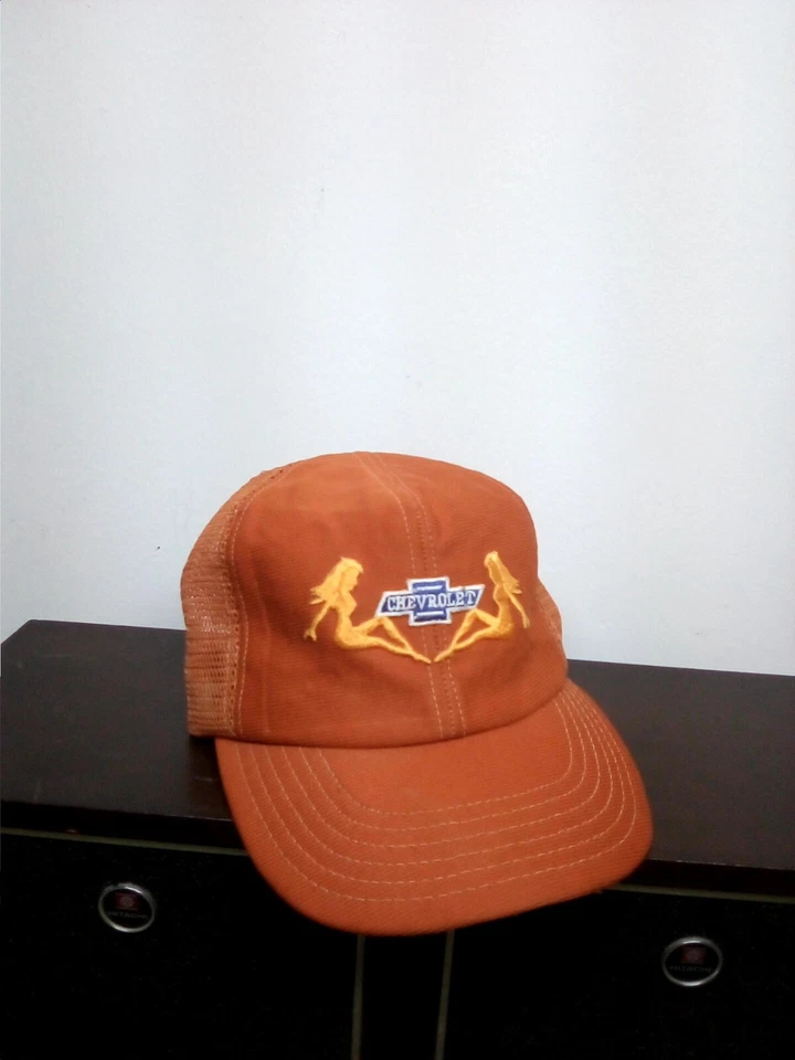 Subasta - Sombrero Chevy Truckers de colección - Sombrero raro dorado para damas Foto 3 de 4