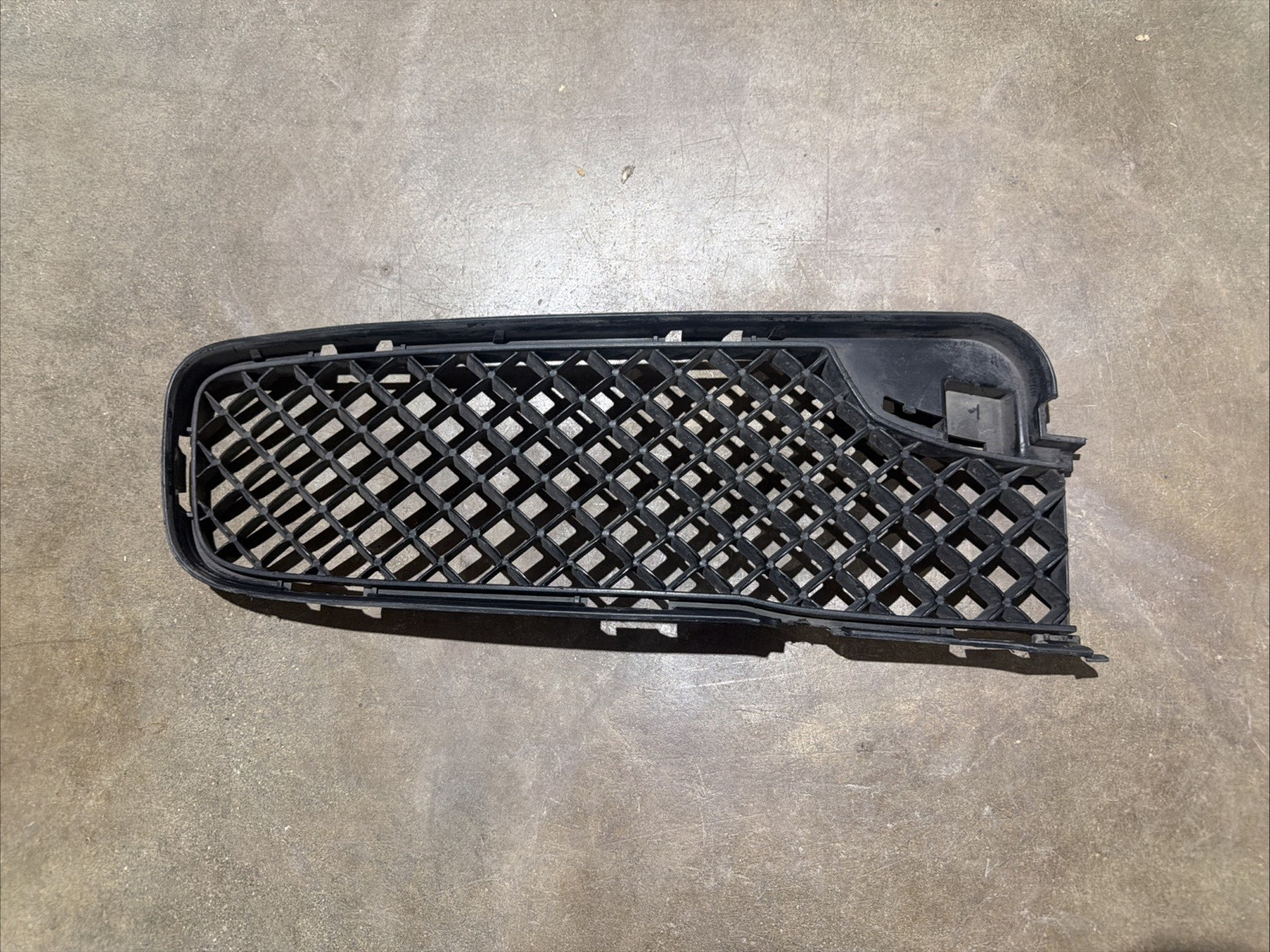 2010-2014 Rolls Royce Ghost Front Bumper Lower Grille Right Passenger Side OEM