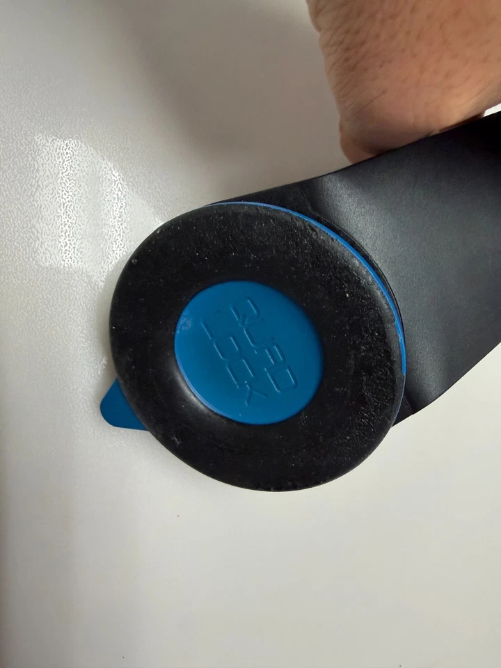 Quad Lock Car Phone Holder Suction Windshield Dash Mount, windscreen Mount - Image 4 of 4