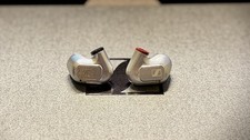 Senheiser IE900 99.9999 Brand New Authentic German Made Masterpieces