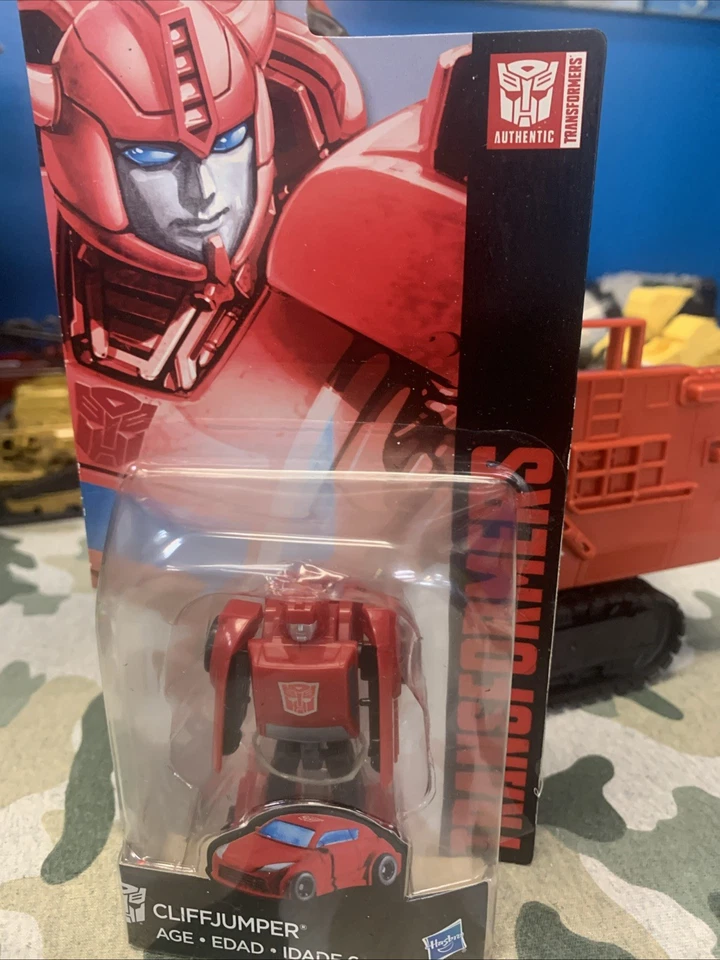Hasbro 2014 Transformers Authentic Cliffjumper 3" Figure New Generations  - Image 3 of 4
