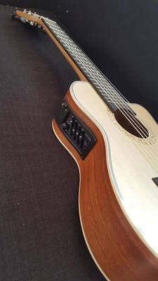 Berkeley Guitar+ Ukulele = Guitalele 30'' w/ 4Band EQ and Cutaway