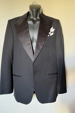 TOM FORD BLACK TUXEDO BLAZER SIZE: 46R