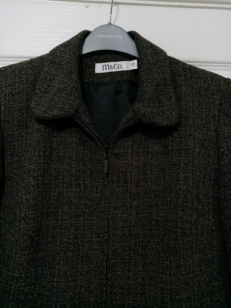 Picture 4 of 11