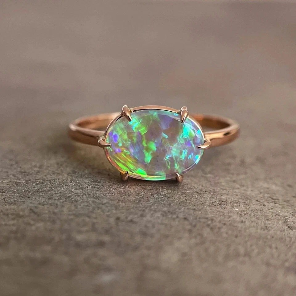 Anillo de compromiso de ópalo de fuego conjunto este oeste de 2,5 quilates para mujer regalo de aniversario  Foto 3 de 4