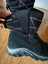 Merrell Kids boots size 11 in kids
