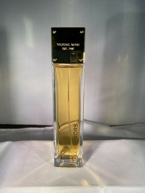 prada dark light amber olfactories