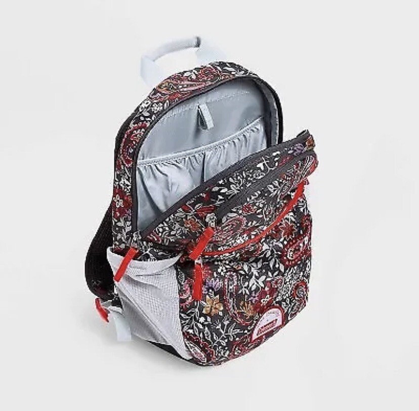 Vera Bradley + Coleman 15L Lightweight Outdoor Backpack  display picture 3
