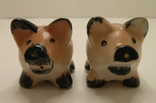 Vintage Salt and Pepper Shakers Rock City Pink Pigs from Collection HM!