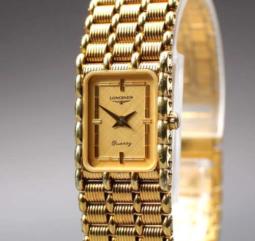 Montre Bracelet Cocktail Femme - Style Vintage Old Money - Perles Blanches & Finition Or - Neuf Avec Boîte