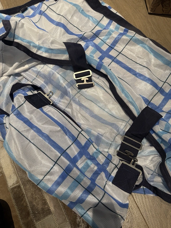 Lençol de mosca Pessoa novo em folha com tampa de barriga xadrez de safira 72"" - Imagem 3 de 4