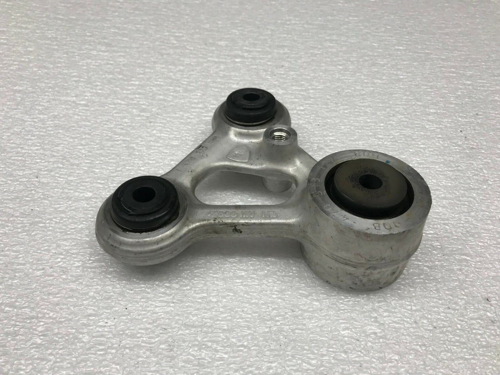 LAMBORGHINI AVENTADOR LP700 720 REAR SHOCK ARM MOUNT LEVER OEM 470513127