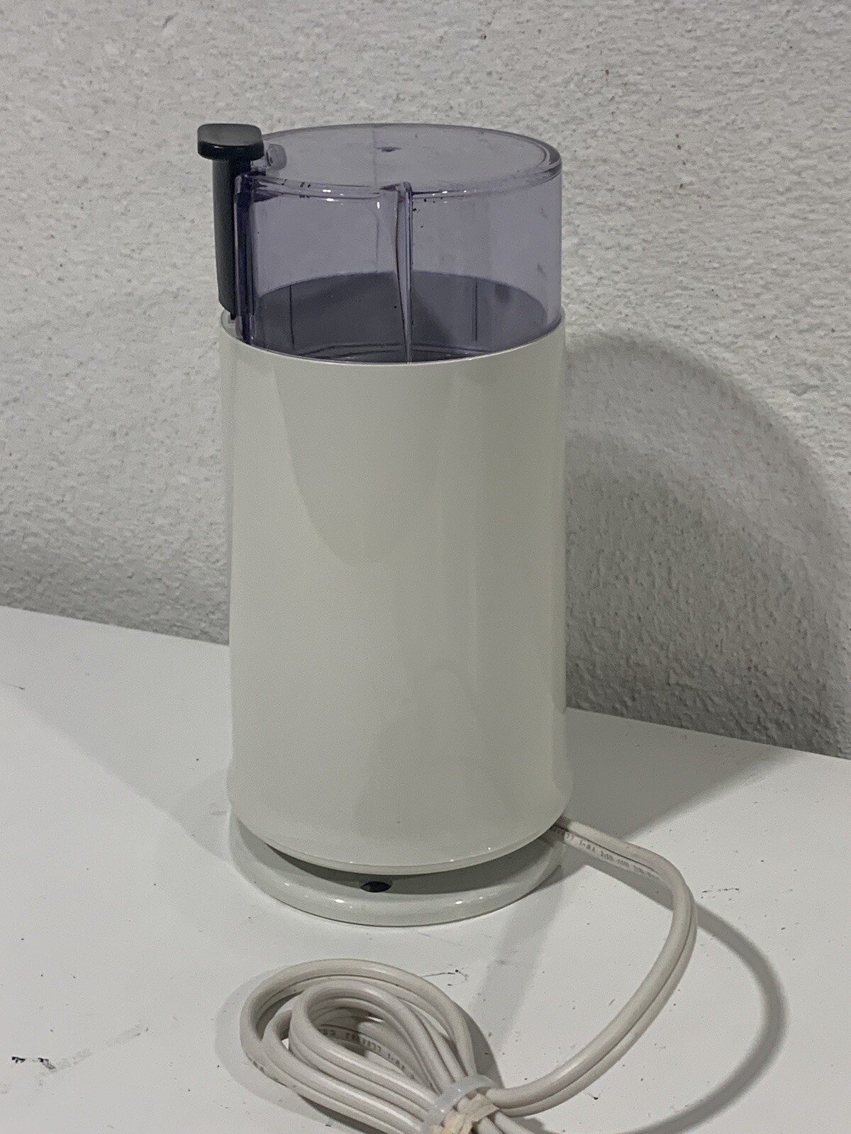 Braun Aromatic KSM2 Electric Coffee Grinder. Color White. Used. TESTED