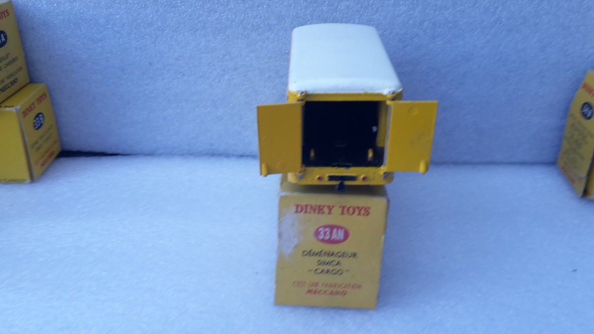 Dinky Toys 33AN – Simca Cargo Bailly – état Proche Neuf, Boîte Incluse
