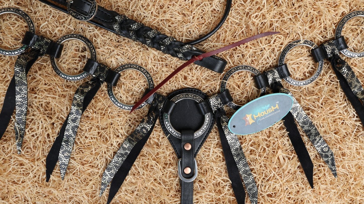 Ensemble Bride et Collier de chasse tooling leopard Schulz