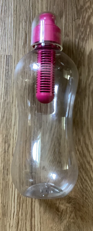 BOTELLA BOBBLE con tapa de boquilla rosa -- Filtros mientras bebes - Usada Foto 2 de 2