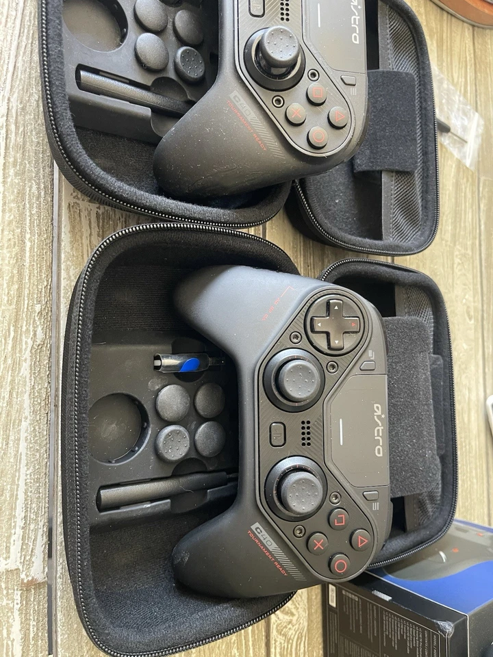 Astro Gaming C40 TR Controller PS4/PC- 2x 10th Gen Hall Effects Ready. - Image 2 of 4