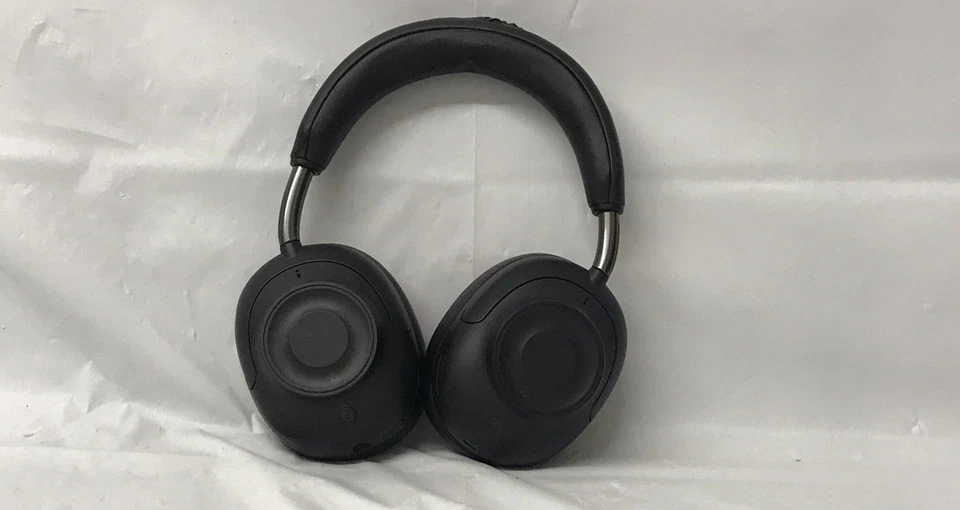 Sharper Image Soundhaven ANC Wireless Over-Ear Bluetooth Headphones - Image 3 of 4